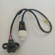 Load image into Gallery viewer, Sensors Assembly Engine Crankshaft Position Sensor Compatible with Hyundai Santa Fe 2003-2006 & Kia Amanti 2005-2006, 3.5L, Replace# 3931039050