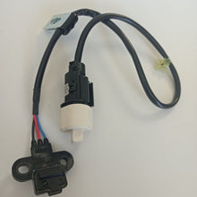 Load image into Gallery viewer, Sensors Assembly Engine Crankshaft Position Sensor Compatible with Hyundai Santa Fe 2003-2006 & Kia Amanti 2005-2006, 3.5L, Replace# 3931039050