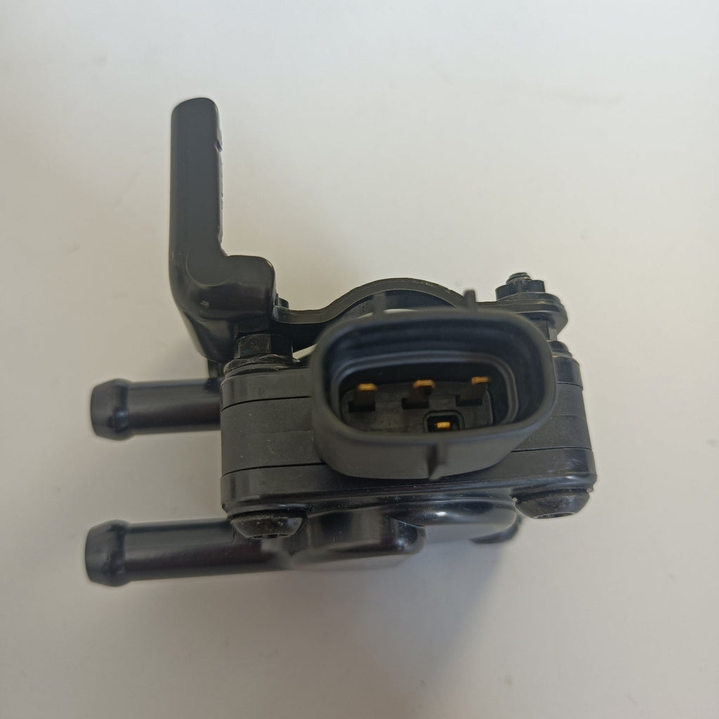 Car Sensors Assembly Differential Pressure for Hyundai Tucson Replacement Number 3921027401